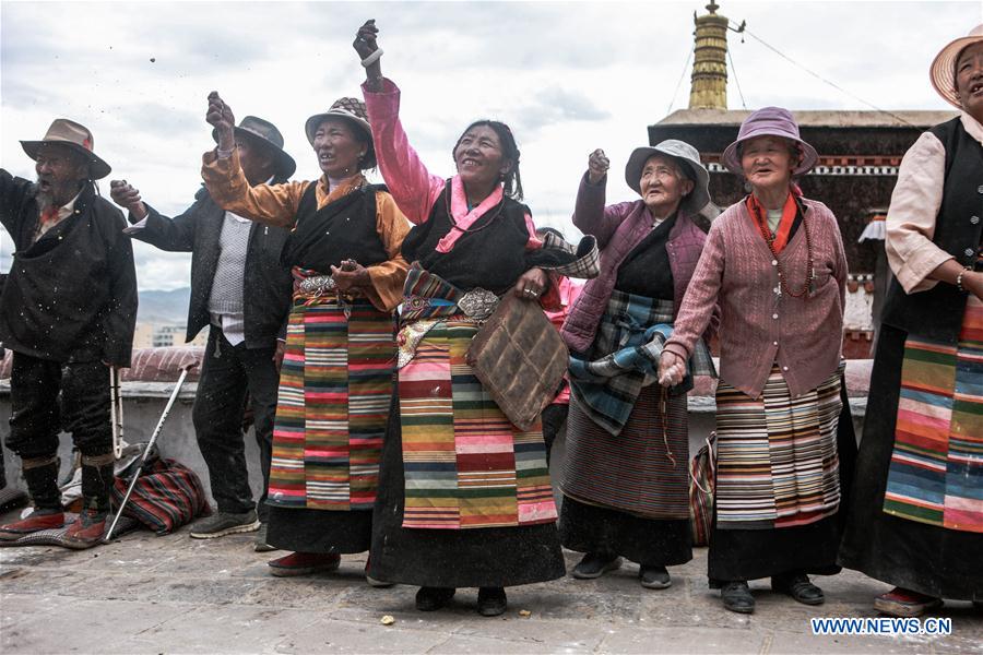 Unveiling of Buddha event held at Zhaxi Lhunbo Lamasery in China's Tibet