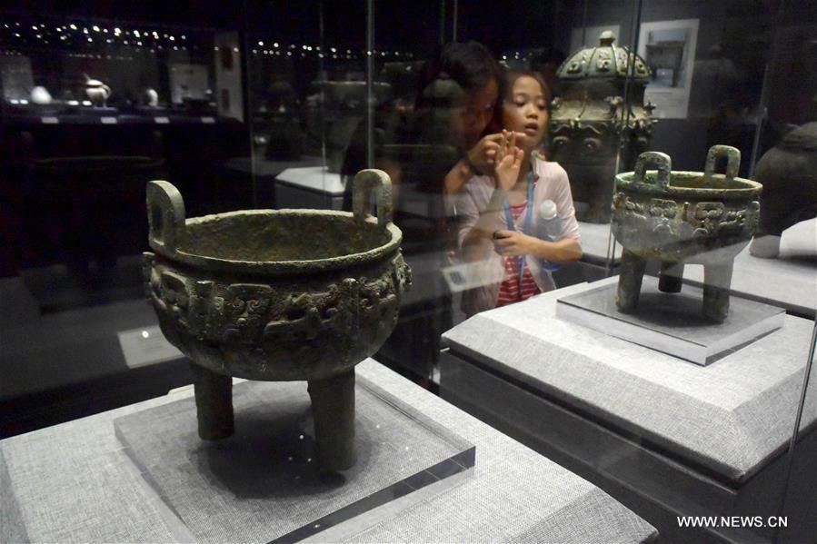 Exhibition on tomb of China's first female general opens in Shandong