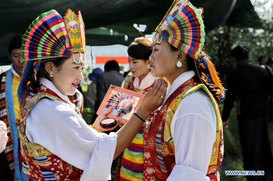 Cultural festival of Tibetan Opera held in Lhasa