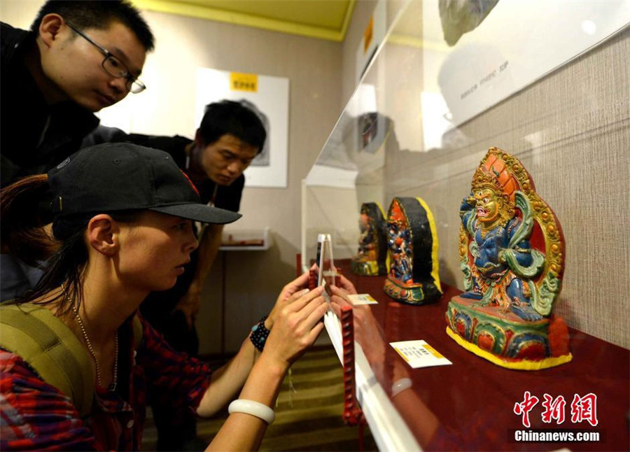 Tibetan 'tsha-tsha' art exhibition held in Lhasa