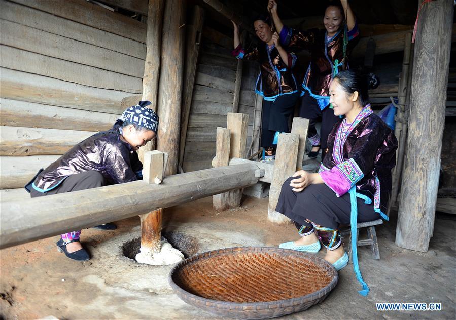 Handicraft of Miao people preserved well in S China