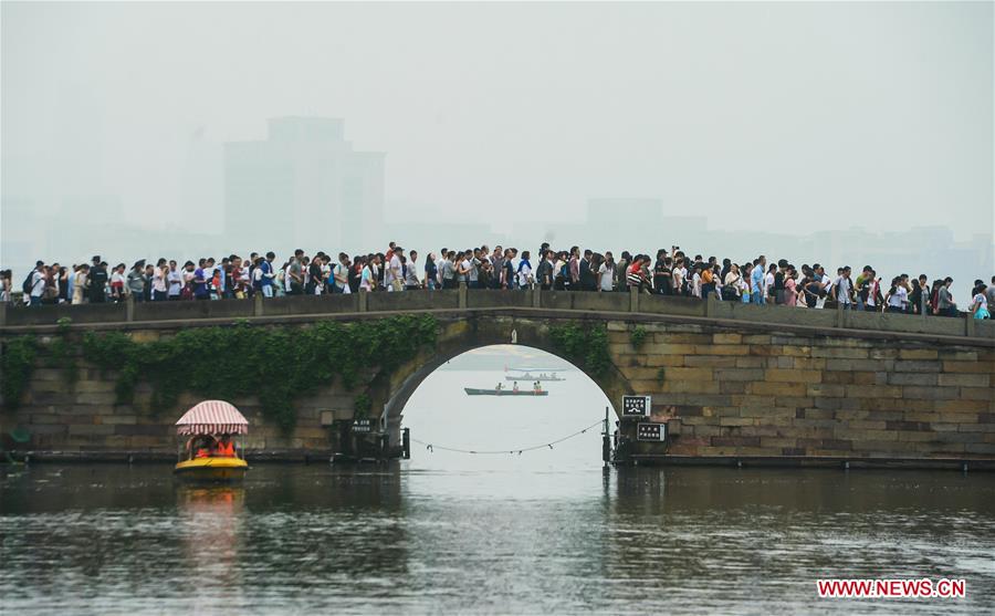 In pics: National Day celebrated across China