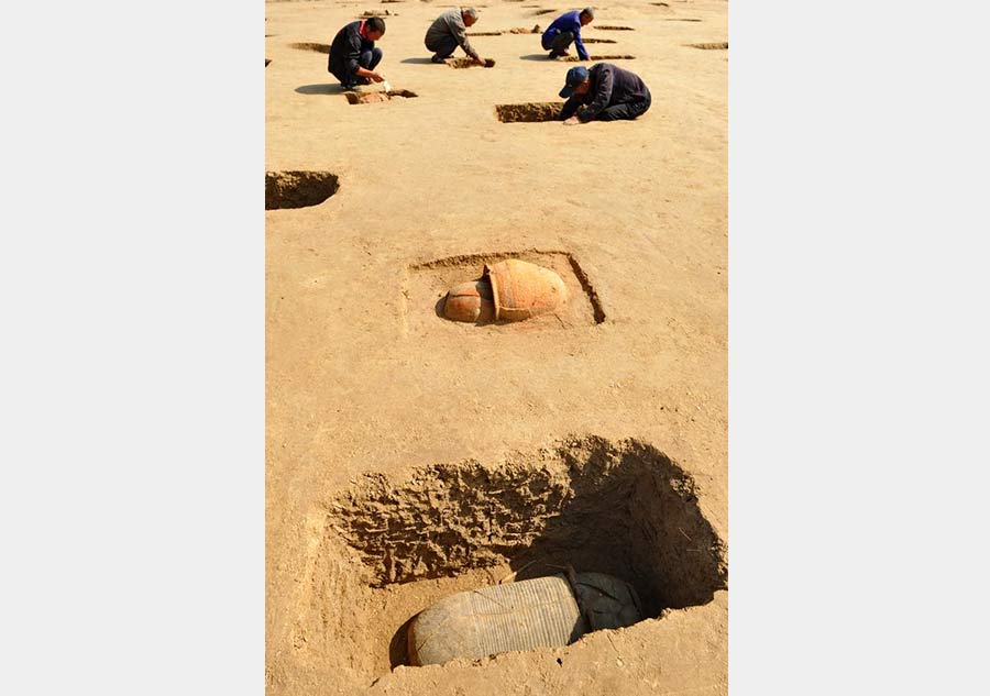 113 ancient tombs discovered in Hebei