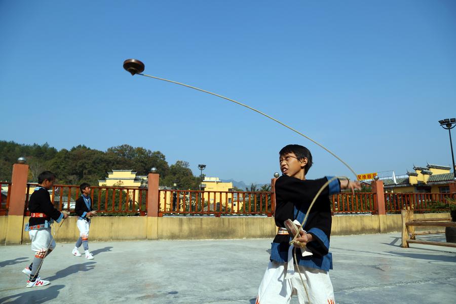 White Pants Yao students celebrate sports festival