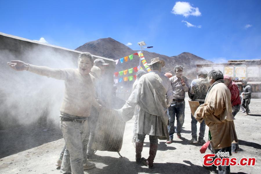 Tibetans celebrate 'Zanba Festival' in Qinghai