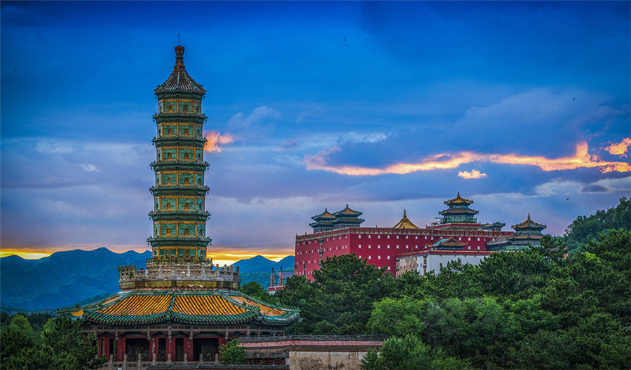 Photos capture historic buildings along the Belt and Road