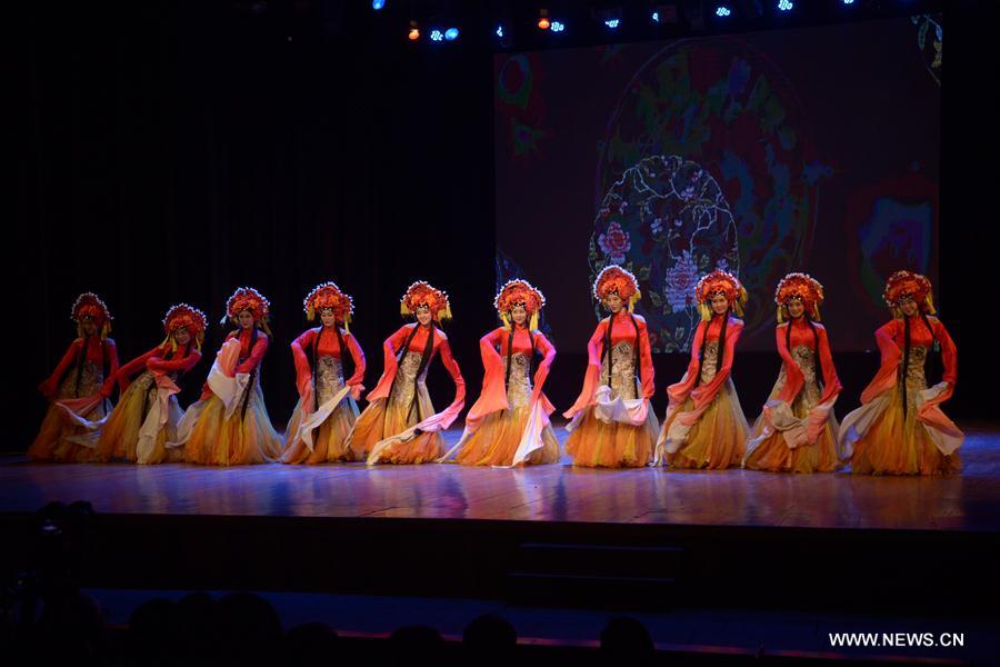 Sichuan Opera staged in Bangladesh