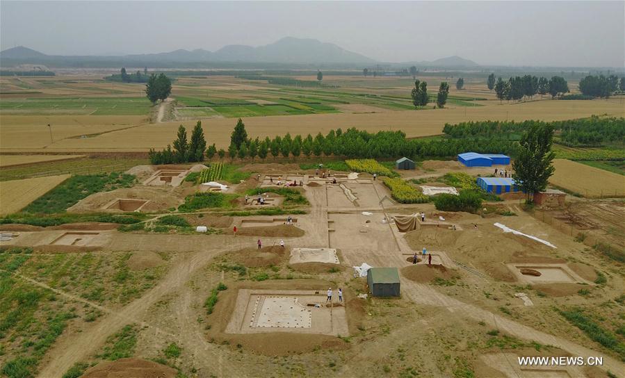 Ancient tombs excavated in N China