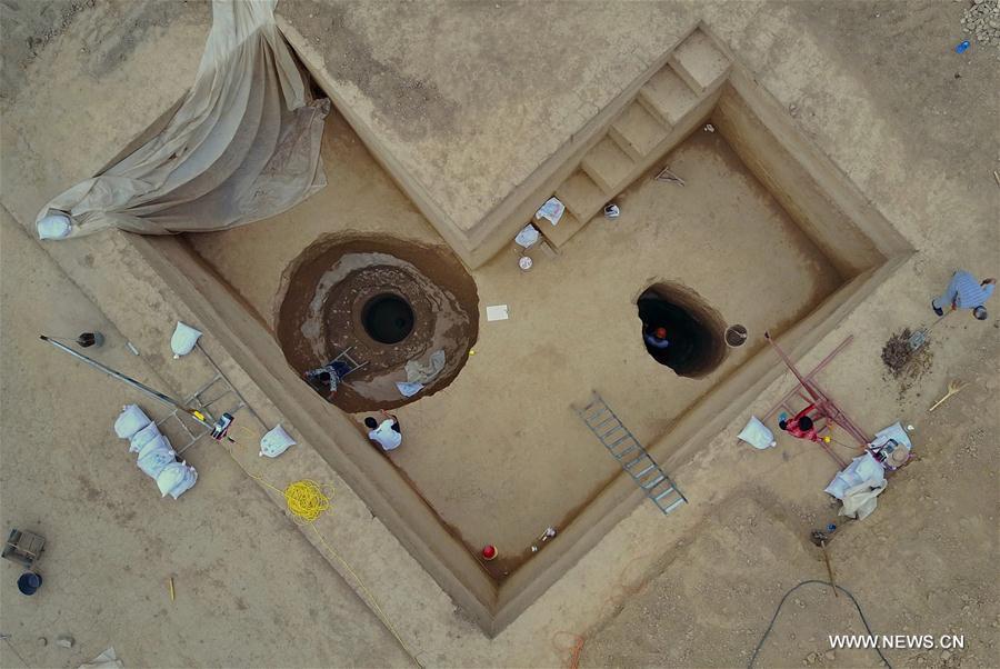 Ancient tombs excavated in N China