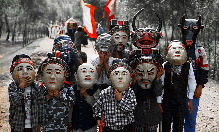 Photographer captures life on Loess Plateau in Gansu