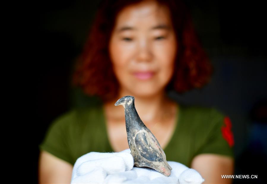 Carbon dating confirms age of 3,800-year-old pottery bird statue