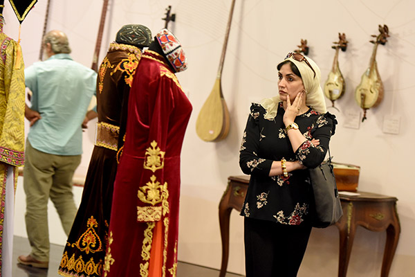 Xinjiang cultural shows enchant Egypt