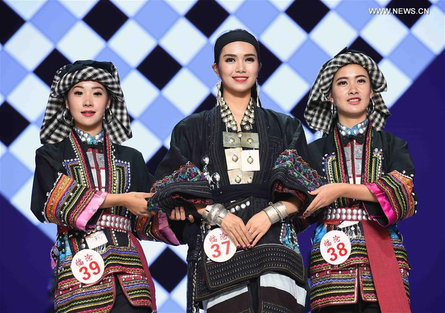 Final competition of ethnic dress festival held in SW China's Yunnan