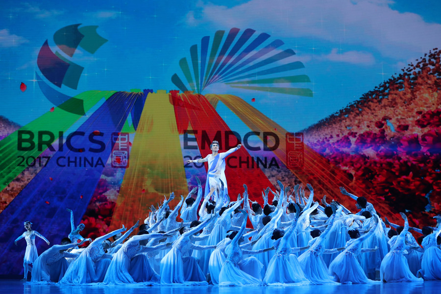 BRICS evening gala delights in Xiamen