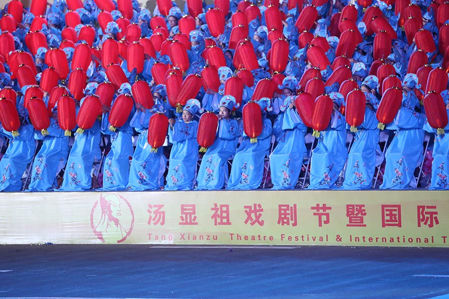 Tang Xianzu theater festival begins in Fuzhou