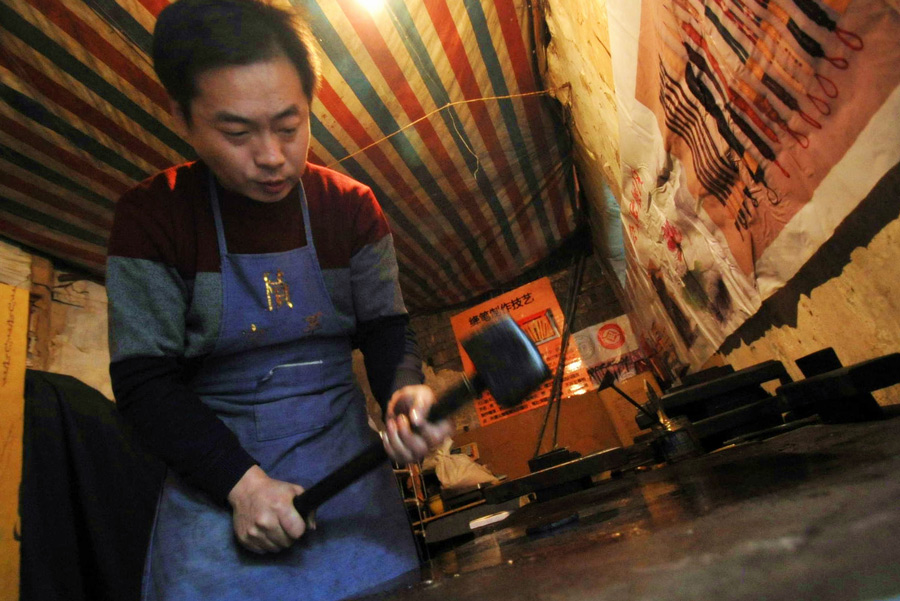 North China inkstick makers follow ancient methods