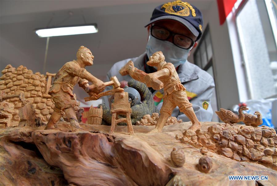 National carving vocational skill contest held in E China's Jiangxi