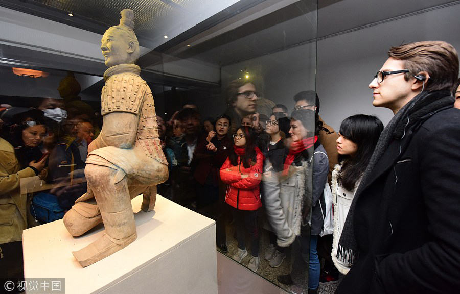 A glimpse of the past: Int'l students tour Xi'an
