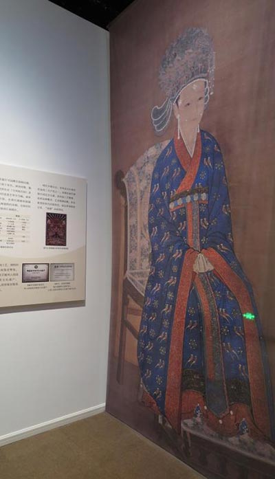 Exhibition showcases China's finest brocade in different dynasties