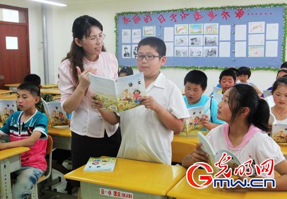 最美乡村教师薛跃娥：山村教书25年的“傻姑娘”