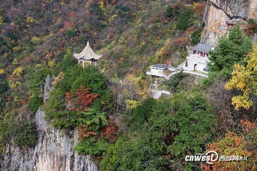 天青气爽去爬山 陕西八大登山胜地推荐