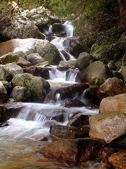 天青气爽去爬山 陕西八大登山胜地推荐