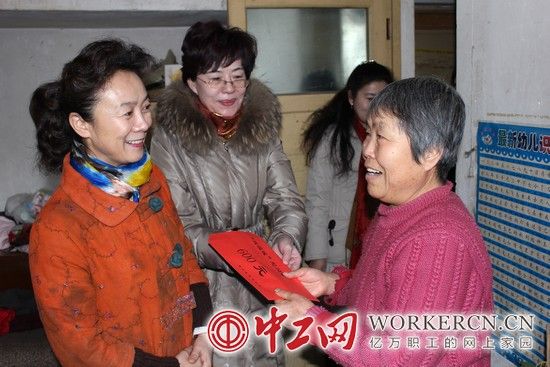 嘉峪关市总工会主席梁晓梅：钢城职工的“娘家人”