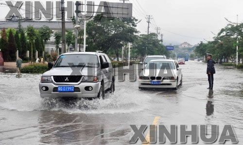 安徽巢湖遭特大暴雨袭击