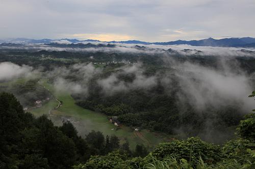 雾中仙境齐云山