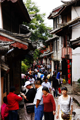 今年上半年丽江海外游客数量同期增长27.58%