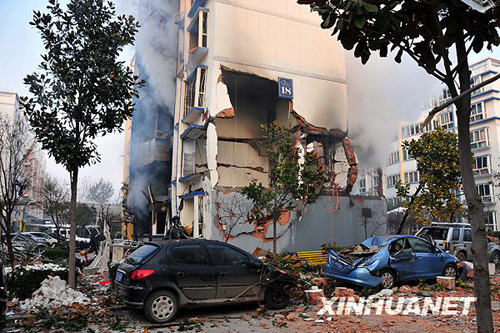 河南濮阳一居民楼发生燃气泄漏爆炸事故