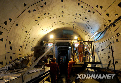 郑州地铁工程建设全面展开