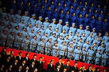 大型交响音乐会《红旗颂》纪念古田会议召开80周年