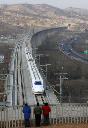 郑西高铁开始测试运行