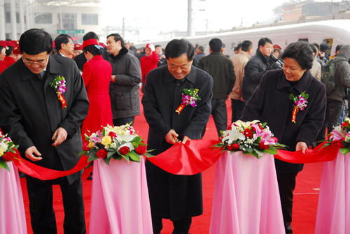 郑西高速铁路2月6日正式投入运营