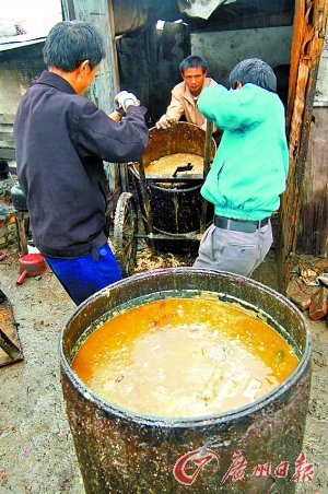 厨师透露川菜馆和湘菜馆使用地沟油最多(图)