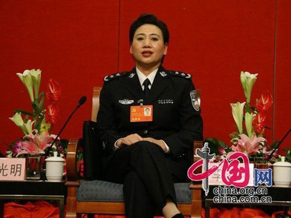 文强情人陈光明提前退休 曾被称为“重庆警界女杰”图