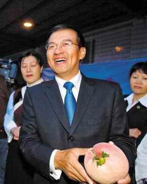 王志结束副市长挂职返京 本周将回央视报到
