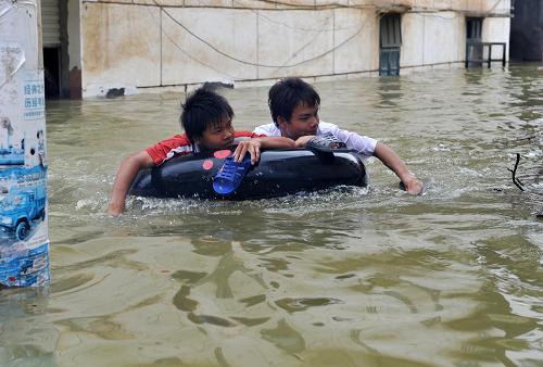 广西暴雨造成逾210万人受灾 至少22人遇难