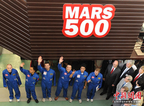 人类启动模拟火星之旅试验 中国志愿者参加(图)