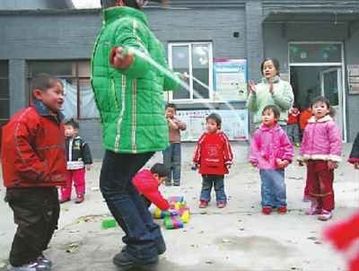 北京山寨幼儿园达1298所 规模超正规幼儿园