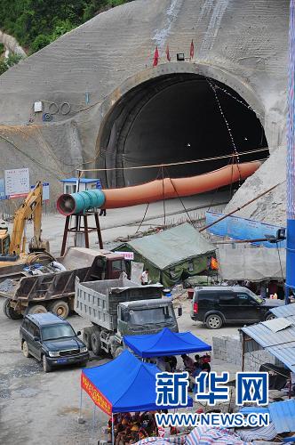 广西宾阳坍塌事故隧道再次塌方 救援工作受阻