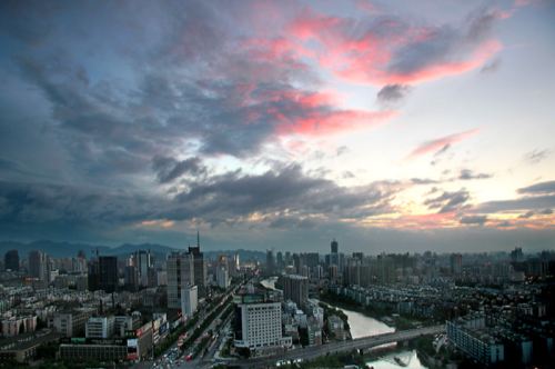 中国十大创富城市 深圳列榜首