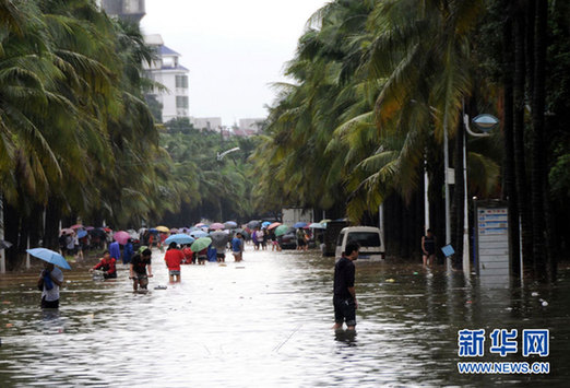 海口：持续降雨造成严重内涝(图)