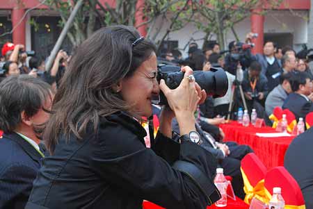 湖南长沙橘子洲国际摄影文化节今开幕