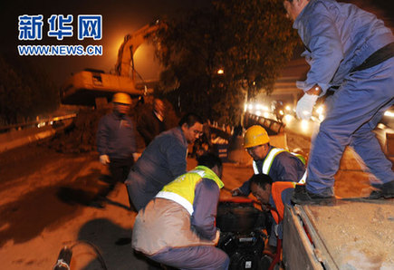 郑州水厂主管道发生爆裂 西南部停水80万人受影响