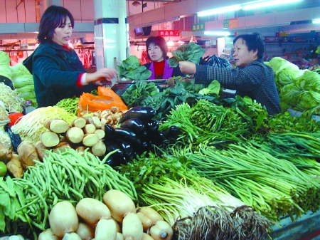 市物价局发布11月蔬菜价格：10种蔬菜8种价格回落