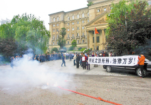 重庆打黑除恶:57人被判死刑死缓 13人已被执行死刑