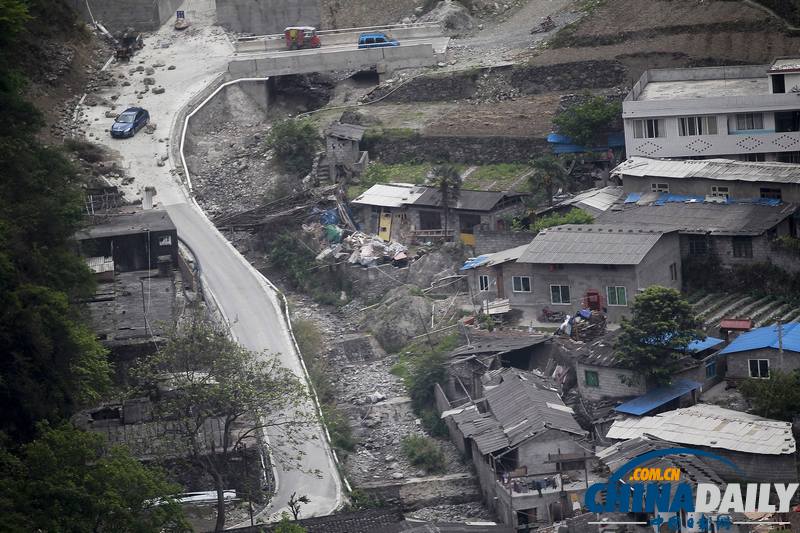 中国日报聚焦芦山地震之现场篇