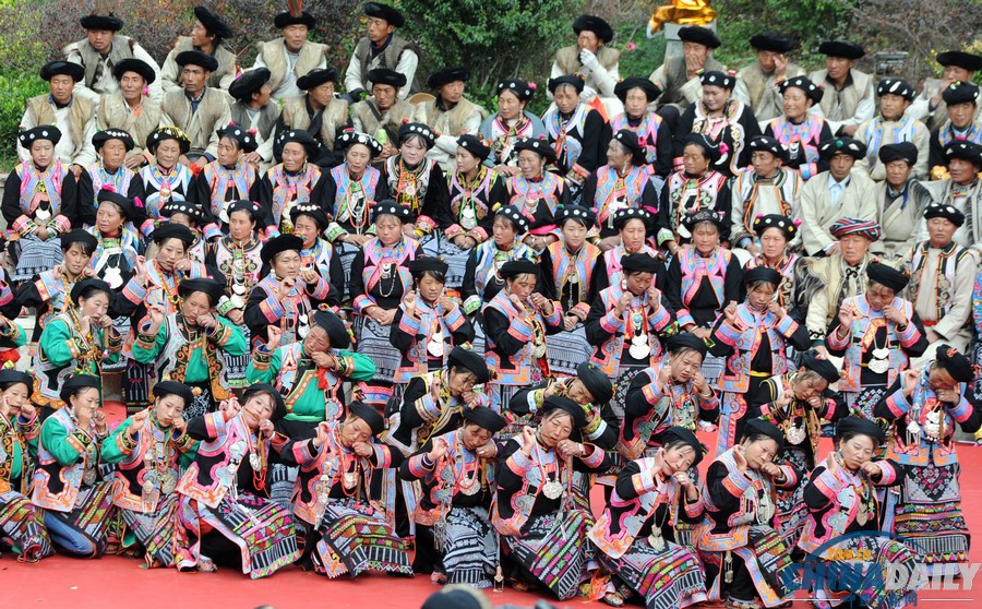 四川理县羌寨举行“花儿纳吉”赛歌节 欢庆羌历新年